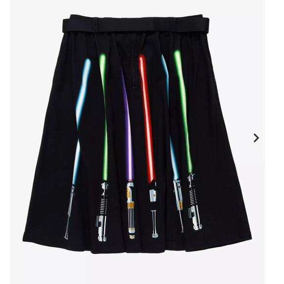 Her Universe Plus Size 4 Star Wars Lightsaber Retro Belted Skirt w/Pockets 4X - Picture 4 of 4